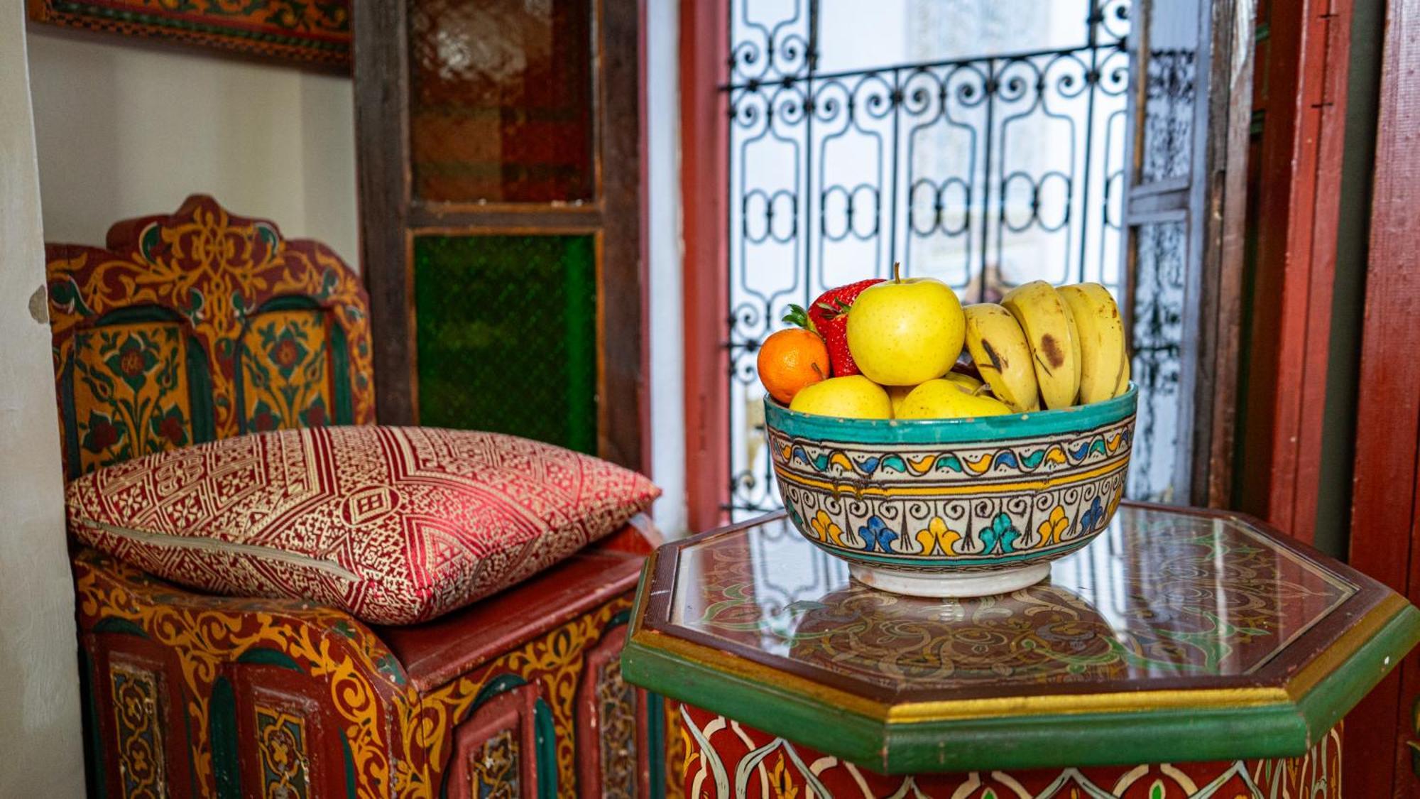 Riad Dar El Ouedghiri Fes Exterior photo